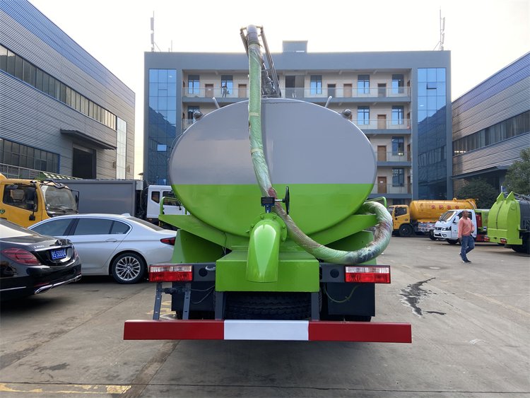 東風D9養殖場12方吸糞車